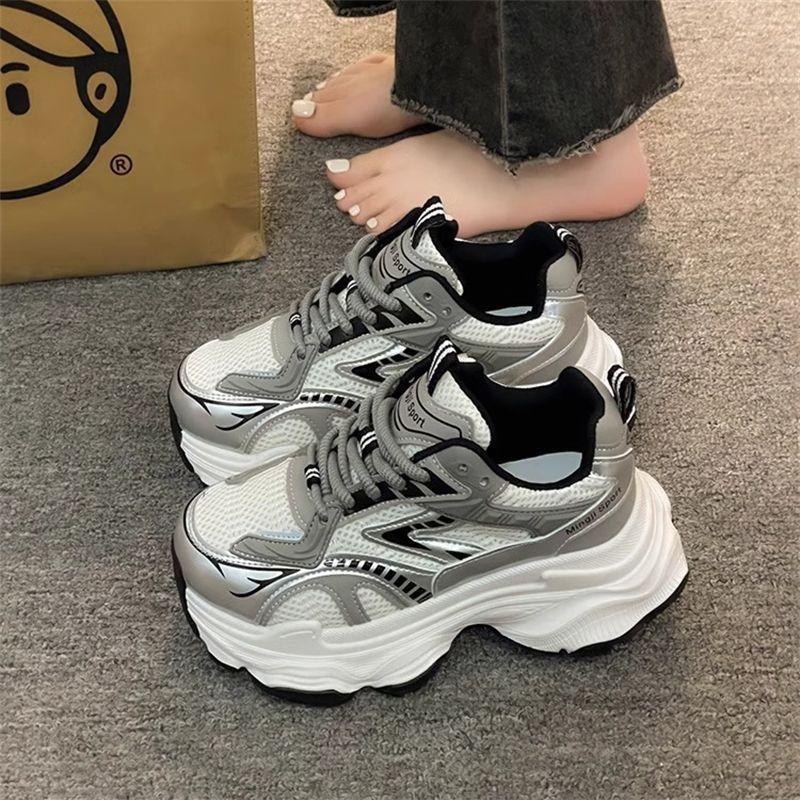 Height-increasing Dad Women's Spring New Foot Versatile Height-increasing Lightweight Thick-soled Breathable Sneakers