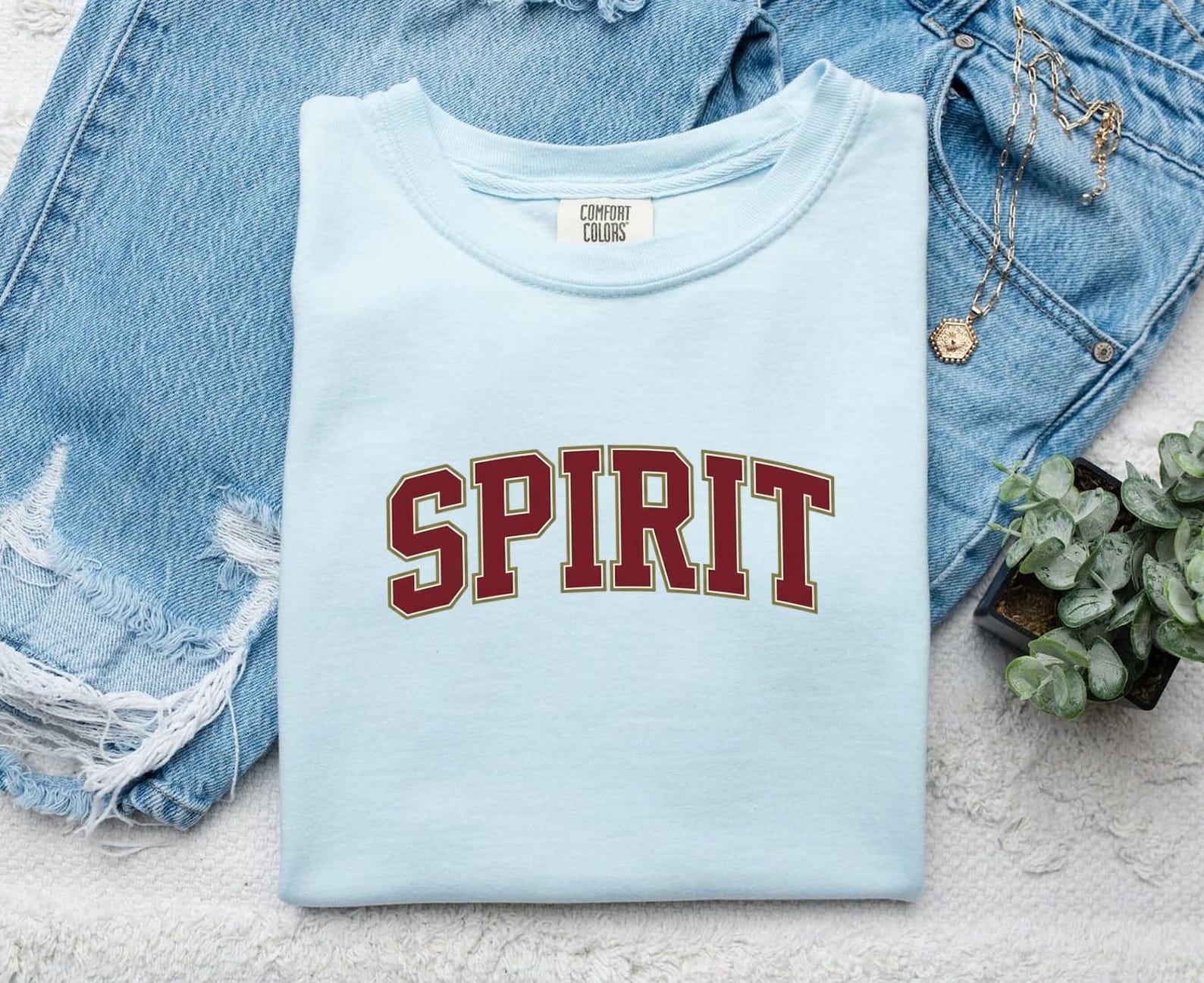 Varsity Text Shirt Sports Cheerleading Gift Women Collegiate Tee Lettering T-Shirt Athlete Fan Typography Tshirt Cheer Graphic Bold Arched L