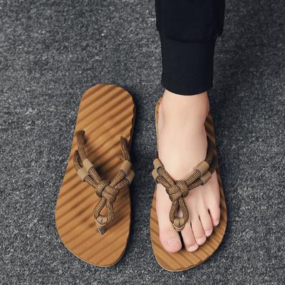 Chanclas de verano para hombre, transpirables, con personalidad, con clip para los pies, para exteriores, zapatos de playa, suaves, elásticas, antideslizantes, resistentes al desgaste.