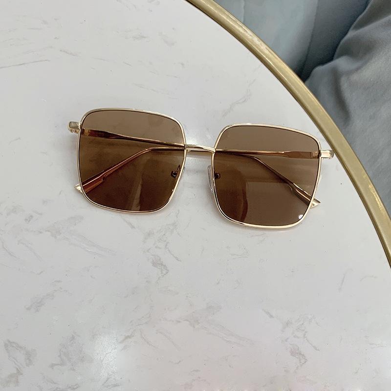

High Quality Sunglasses Men Women Fashion Trendy Sunshine Blocking Outdoor Sun glasses Square Shape Female Sunglass