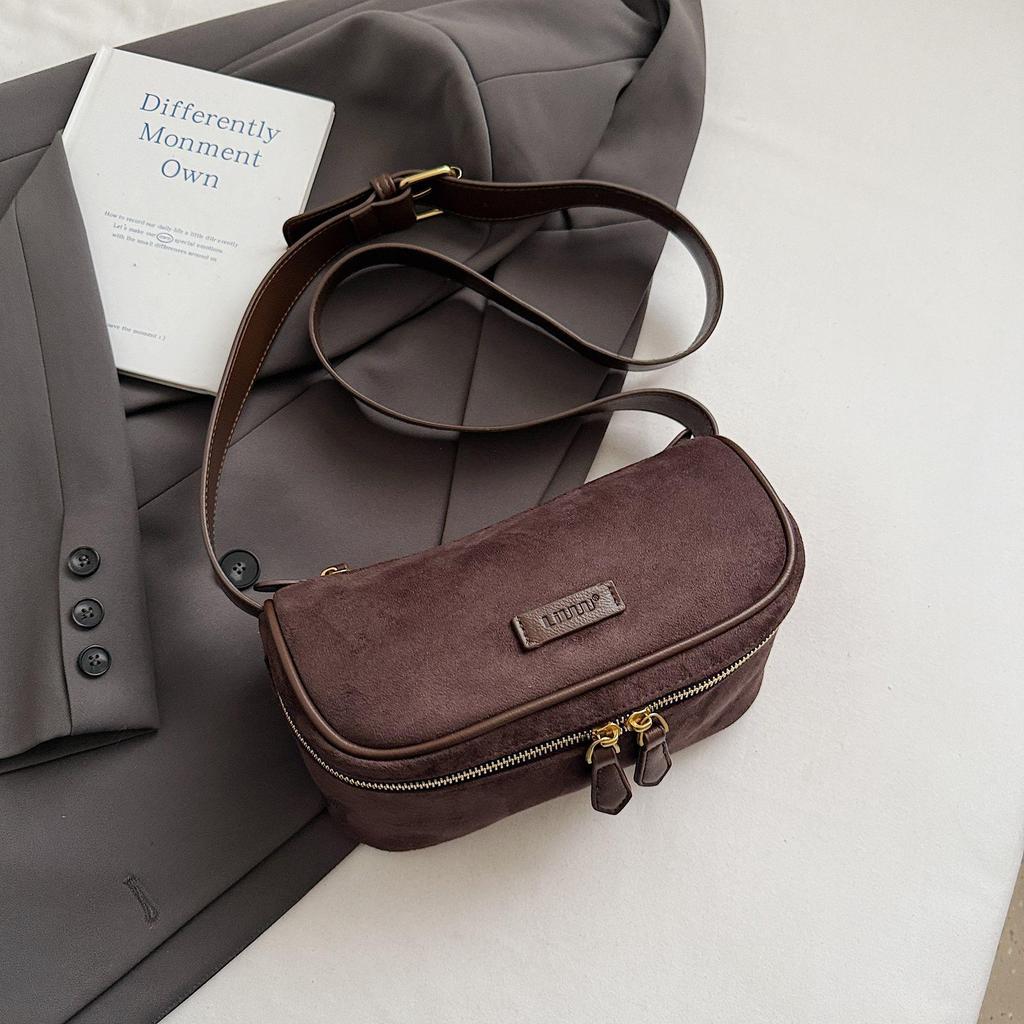 2025 Herbst/Winter Damen Retro Wildleder Umhängetasche - Vielseitige, modische Schultertasche für Freizeit und Pendlergebrauch