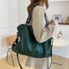 Velkokapacitní černé kabelky přes rameno pro ženy, velká nákupní taška, jednobarevná měkká kožená crossbody kabelka, dámská cestovní taška