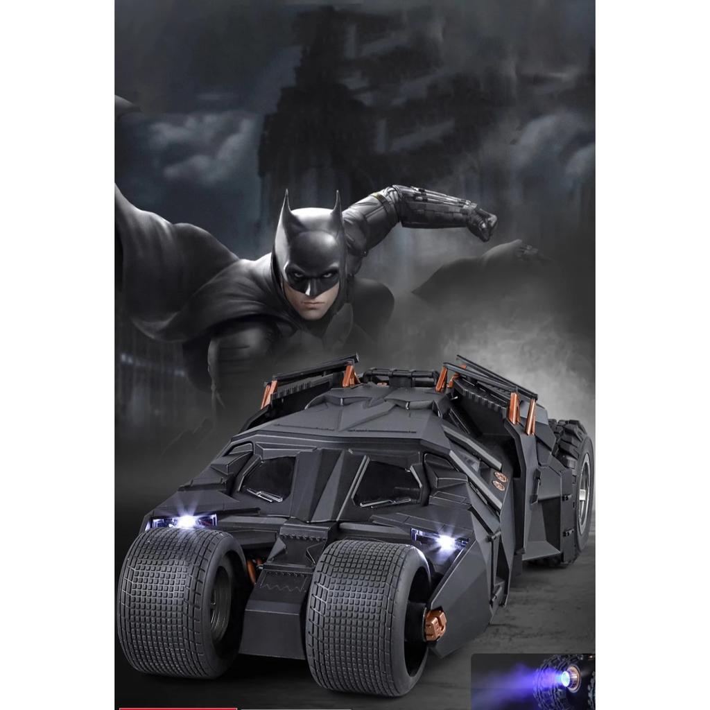1/18 Classic Movie Car 2008 Bat-mobile Alloy Bat Sports Car Model Diecast Metal Race Combat Vehicles Model Sound Light Kids Gifts