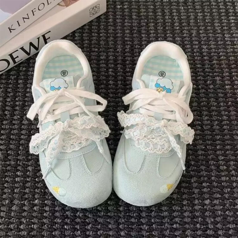 

Niche German training shoes women s 2025 platform white shoes spring and autumn thin breathable versatile sports shoes bread shoes board shoes 40 синий