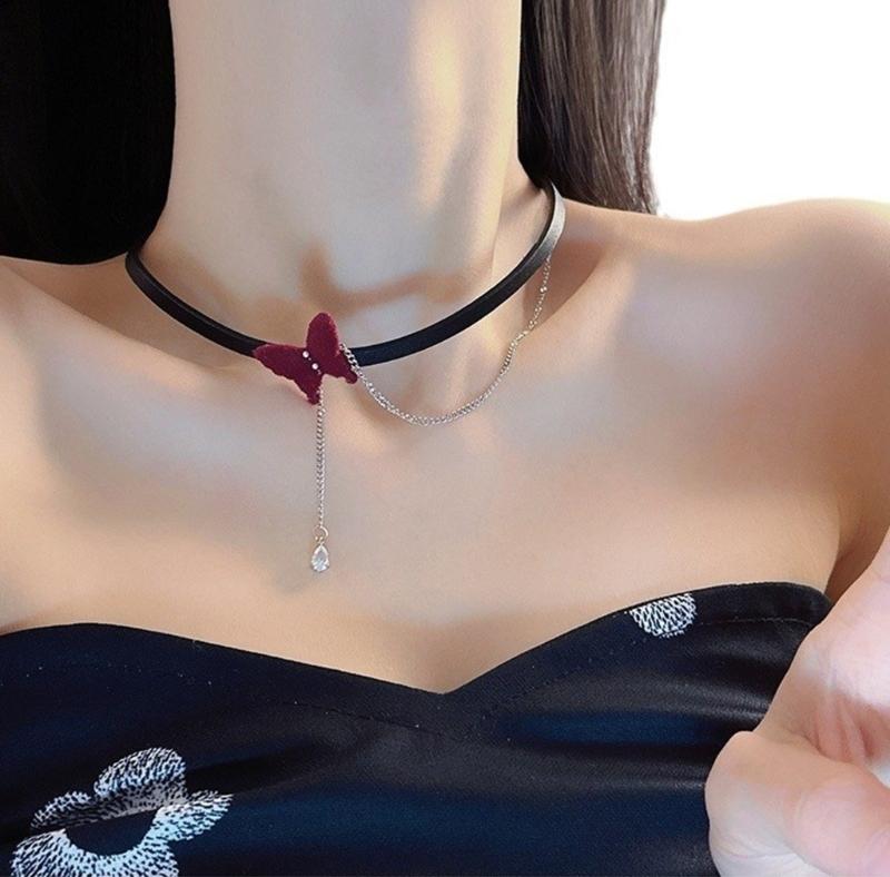 Punk Black Velvety Ribbon Choker Bowknot Simulated Pearls Beads Charm Collar Necklace Gothic Jewelry Charm Festival Gift