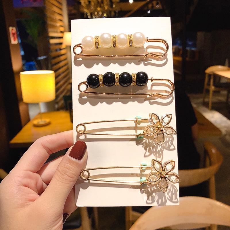 Women's Waist-Tightening Elastic Brooch Pin - Anti-Exposure Buckle for Clothes and Skirts