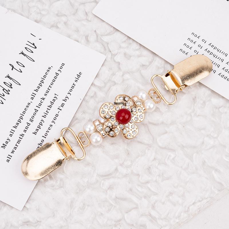 Retro spona na šál: Evropsko-americká brož na svetr a šátek s diamantovým akcentem - Slitinový doplněk proti odhalení