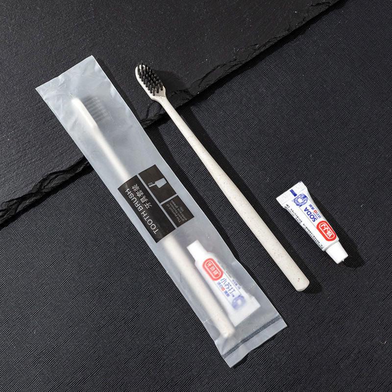 "Special Hotel Toiletries Set: Comb, Disposable Toothbrush with Toothpaste, Soft Bristles, Ideal for Homestays"