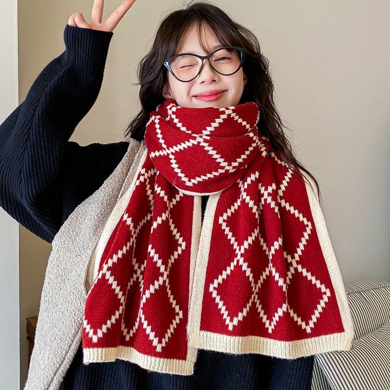 

Red Scarf for Women Winter Gift Plaid Versatile Couple New Year and Christmas Knitted Wool High End Scarf