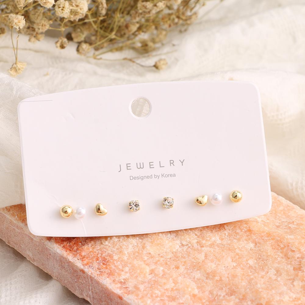 Fashion Cute Love Heart Stud Earrings Simple Small Hoop Earrings for Women