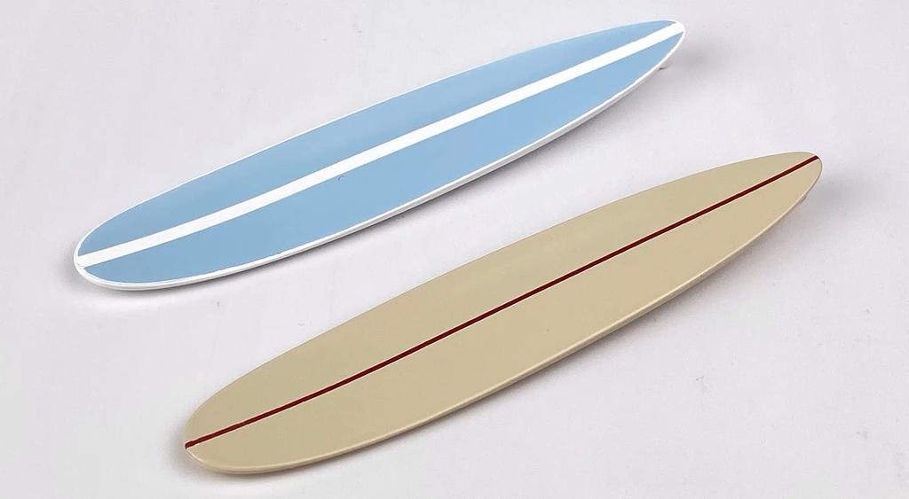 PLATZ 4WD Truck Surf Trip Plastikmodell IT3635h Geformte Farbe 1/24 Offroad