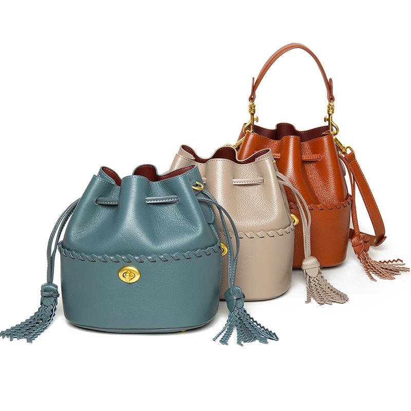 Erste Schicht Rindsleder Personalisierte Bucket Schulter Messenger Bag Mode Kordelzugtasche Echtes Leder Handtasche Damen