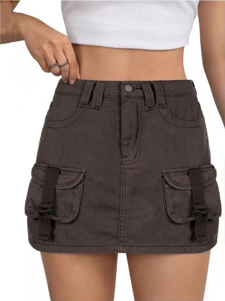 Women Casual Low Waist Slim Fit Mini Skirt with Utility Pockets Belt Loops and Front Button Closure Suitable for Daily Wear