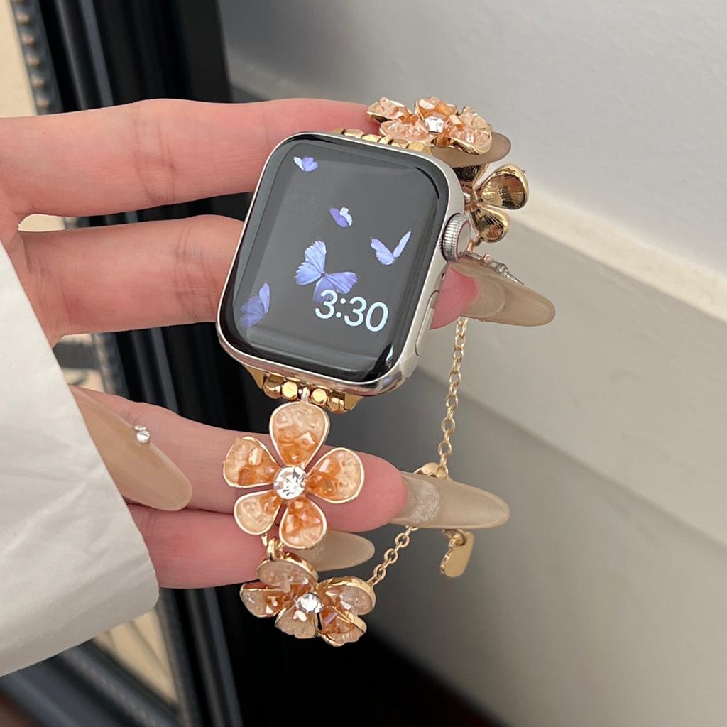 For Apple Watch Series 10 42mm/9 8 7 41mm/SE (2023) SE (2022) SE 6 5 4 40mm/3 2 1 38mm Flower Chain Strap Zinc Alloy Band