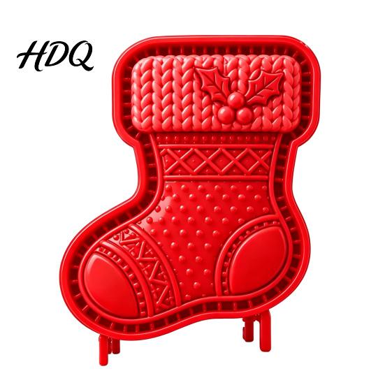 Home Baking Accessories Christmas Cookie Cutter Push Type Integrated Mold Plastic Kitchen Supplies Clay Decorating Tool for Holiday Molds Kids