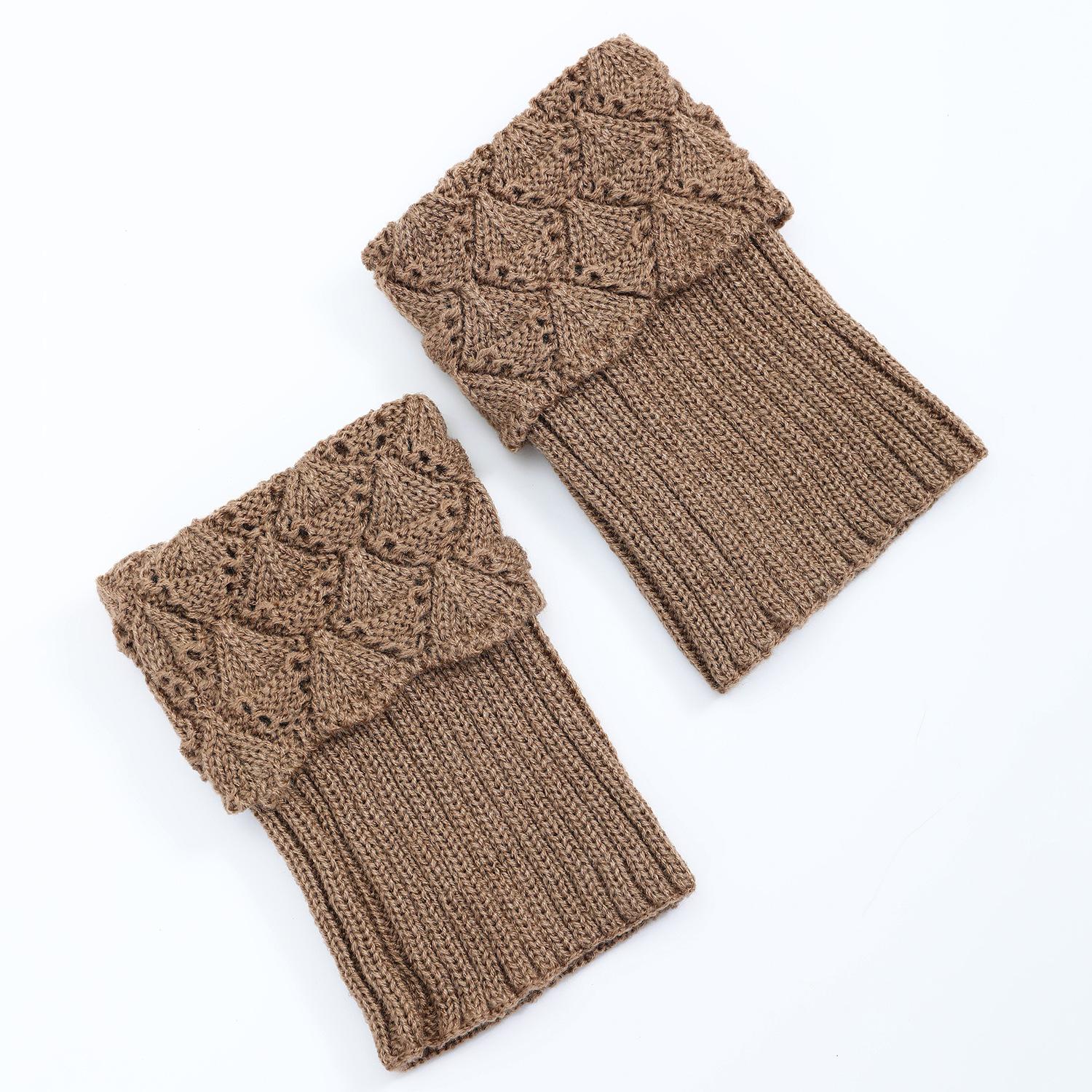 

Border Knitted Short Korean Version Winter Women Shoe Covers Foot Covers New Flip Over Scallop Yarn Sock Covers Leg Guards One Size хакі