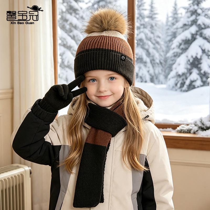 Children's hats, scarves, gloves, three-piece set, winter boys and girls outdoor velvet warm ear protectors, knitted wool hats