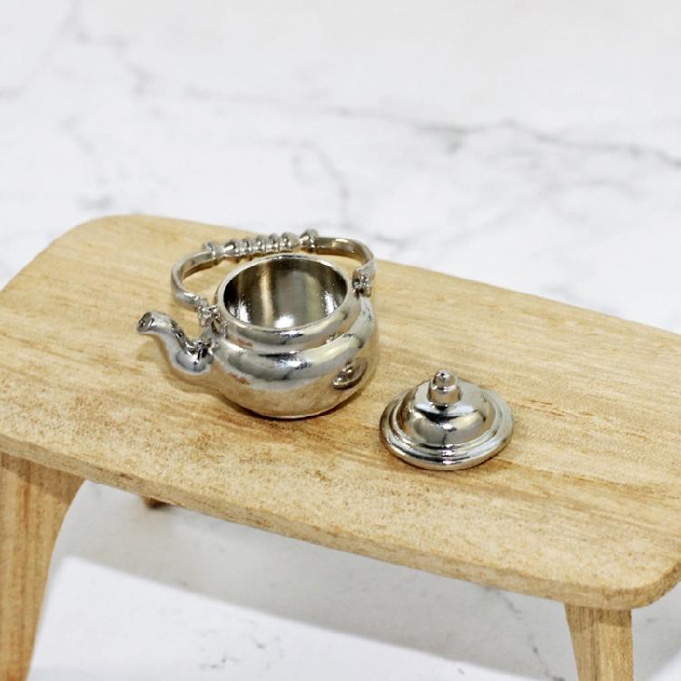 Dollhouse Miniature Kitchen Utensil Pot with Lid Dollhouse Accessories 1:12/ 1:6