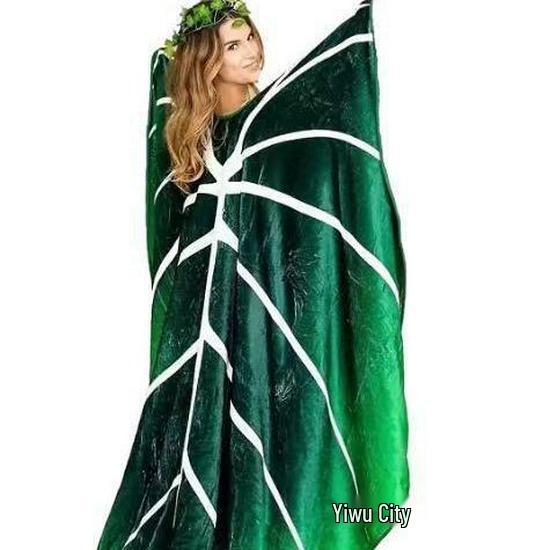 Hot Selling Green Leaf-Shaped Flannel Blanket - Funny Birthday Gift