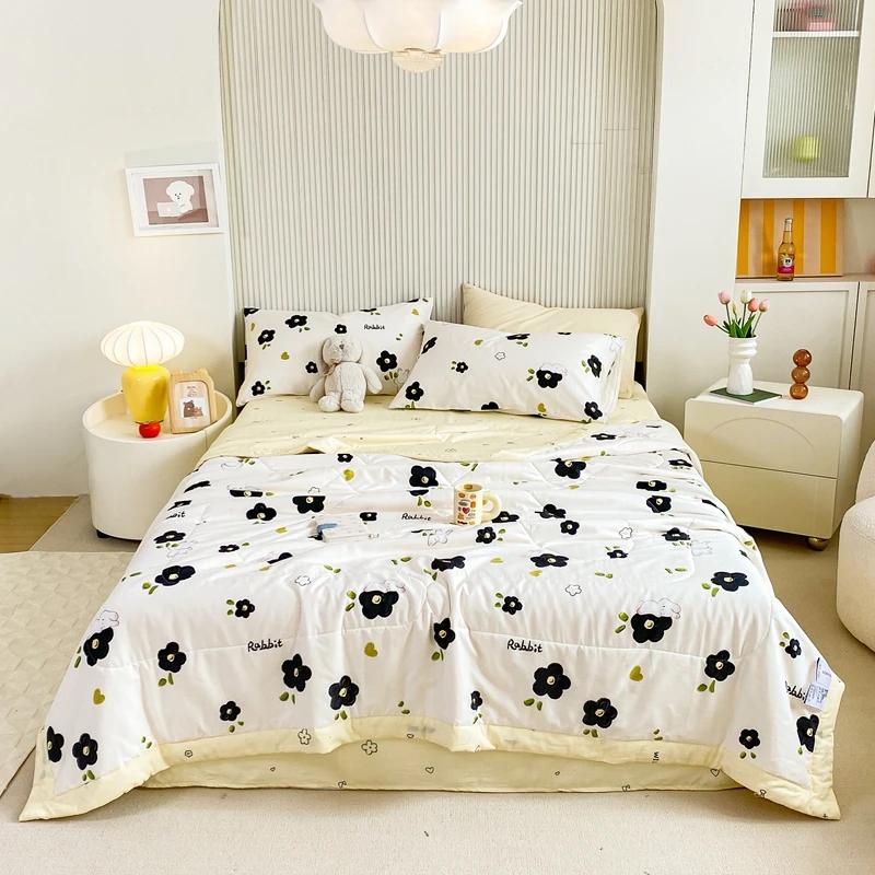 Fresh Floral Quilt 100% Cotton Flowers Print Air Conditioning Quilted Quilt Soft Breathable Lightweight Multifunction Blanket