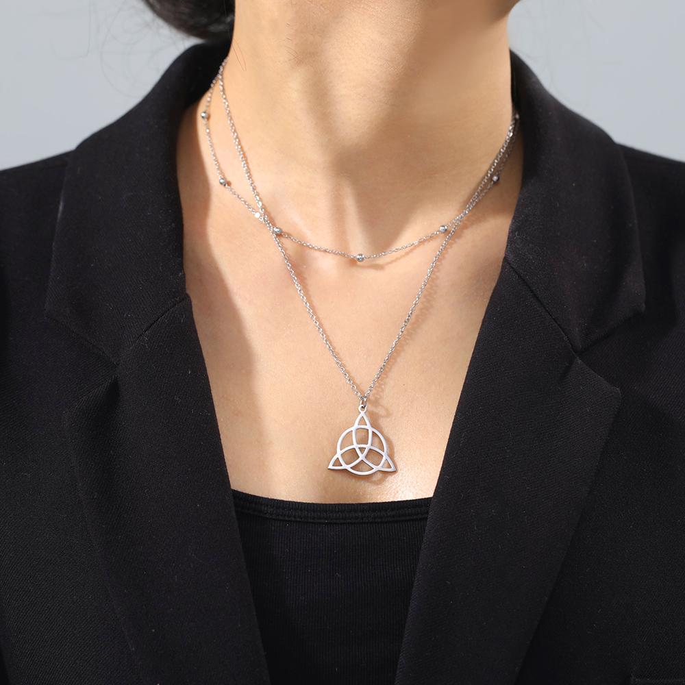 Dawapara Dreifaltigkeitsknoten Triquetra Halskette Kranz Keltischer Knoten Glücksbringer Edelstahl Schmuck Neujahrsgeschenk