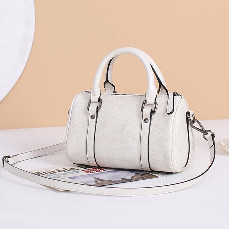 Small Single Leather Pillow Bag Women's Autumn and Winter New Boston Women's Bag Cowhide Handbag Messenger Bag Tide