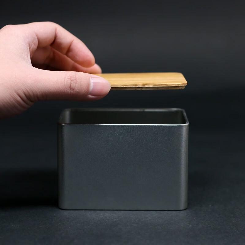 

Квадратные железные банки для хранения чая