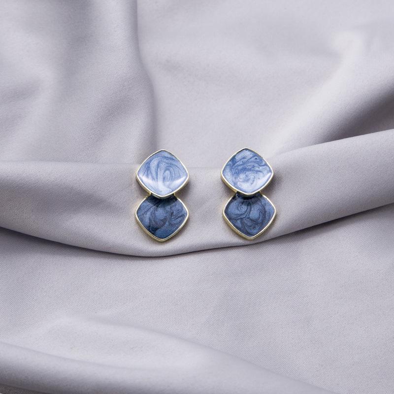 

Жемчужно-голубые серьги-клипсы геометрической формы с цветными блоками - серебро 925 пробы