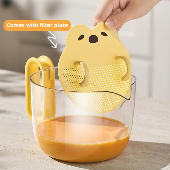 Egg Beating Cup with Handle And Filter Plate Plastic Measuring Cup for Cooking And Baking Kitchen Supplies for Egg Liquid Filtration Fruit Cleaning
