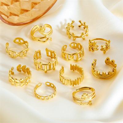 Modischer Leichter Luxus Retro Edelstahl Offener Ring für Damen Verblasst Nicht Hohl Nischen Design Sinn Verstellbarer Finger