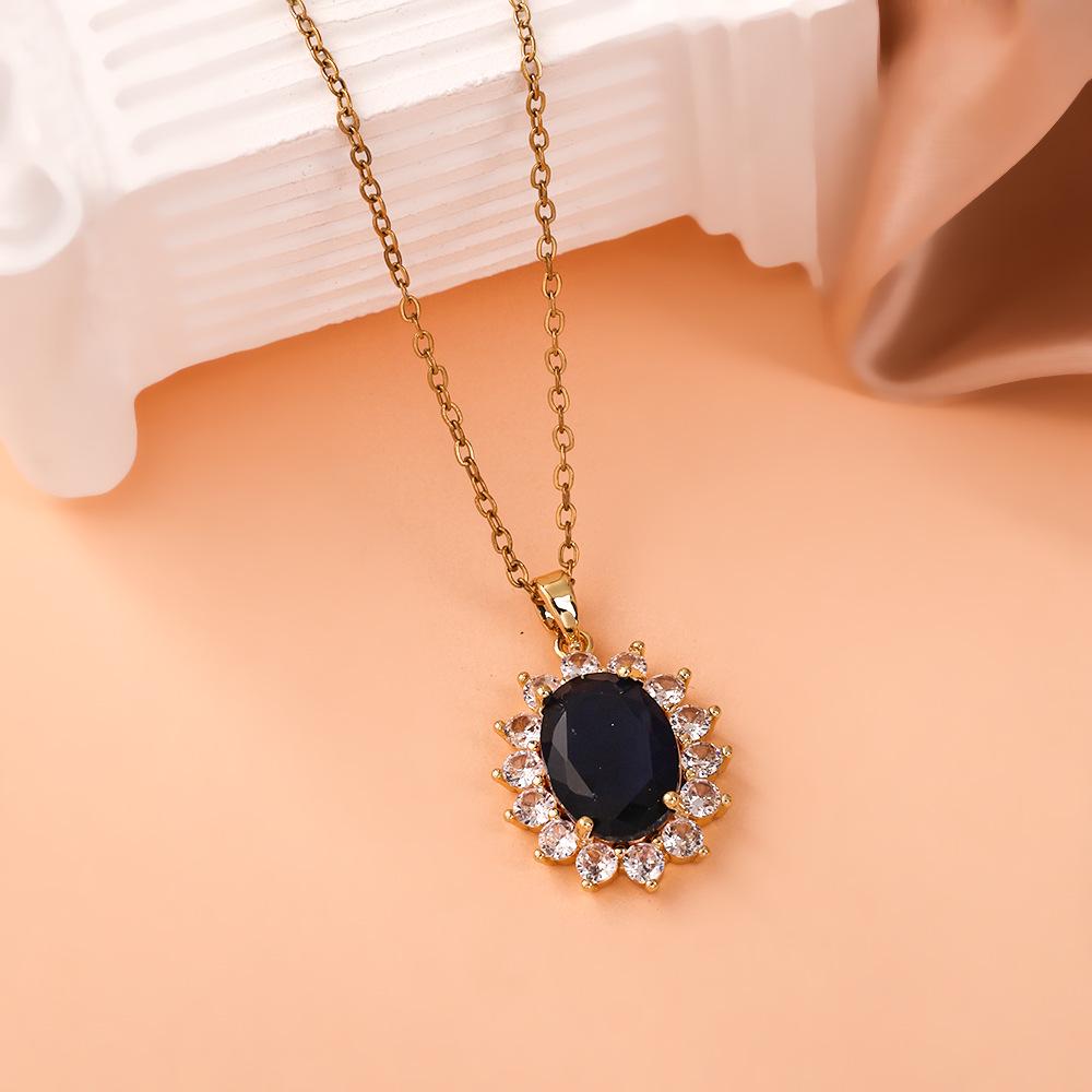 Women's Luxury Titanium Steel Pendant Clavicle & Long Sweater Necklace - Niche Design