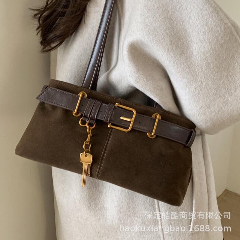 Retro portable commuter bag women's autumn and winter 2025 new trendy fashion Korean underarm bag versatile large capacity bag