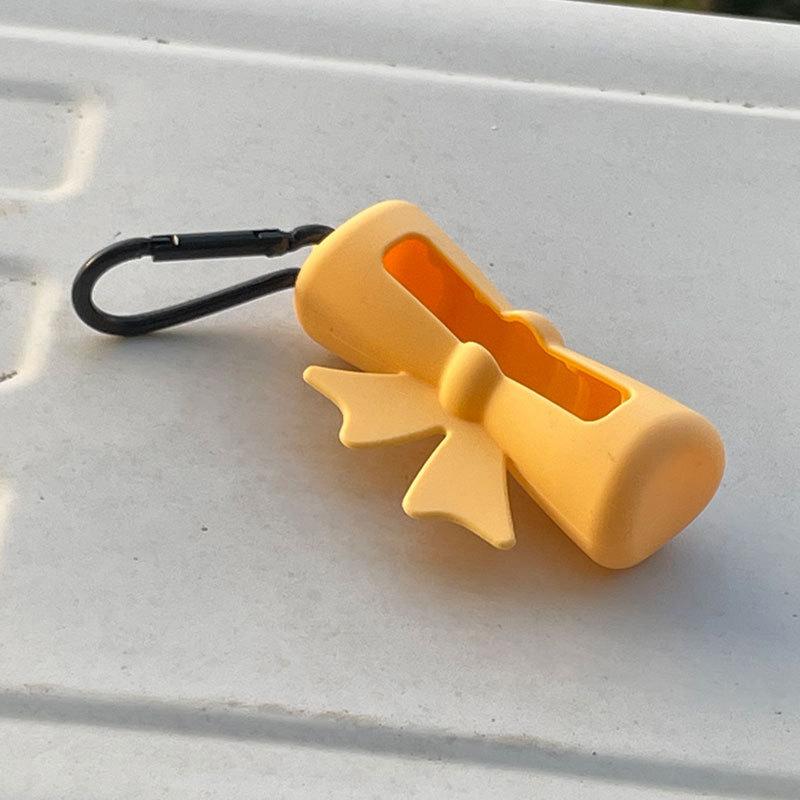 

Канді-бант Форма арахісу Силіконова кришка для помади Брелоки Портативна однотонна сумка для зберігання помади Легкий тримач для бальзаму для губ A жовтий