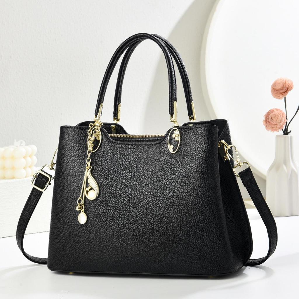 Retro Red High-End Women's Wedding Handbag - Perfect Gift for Mother-in-Law's Special Occasion