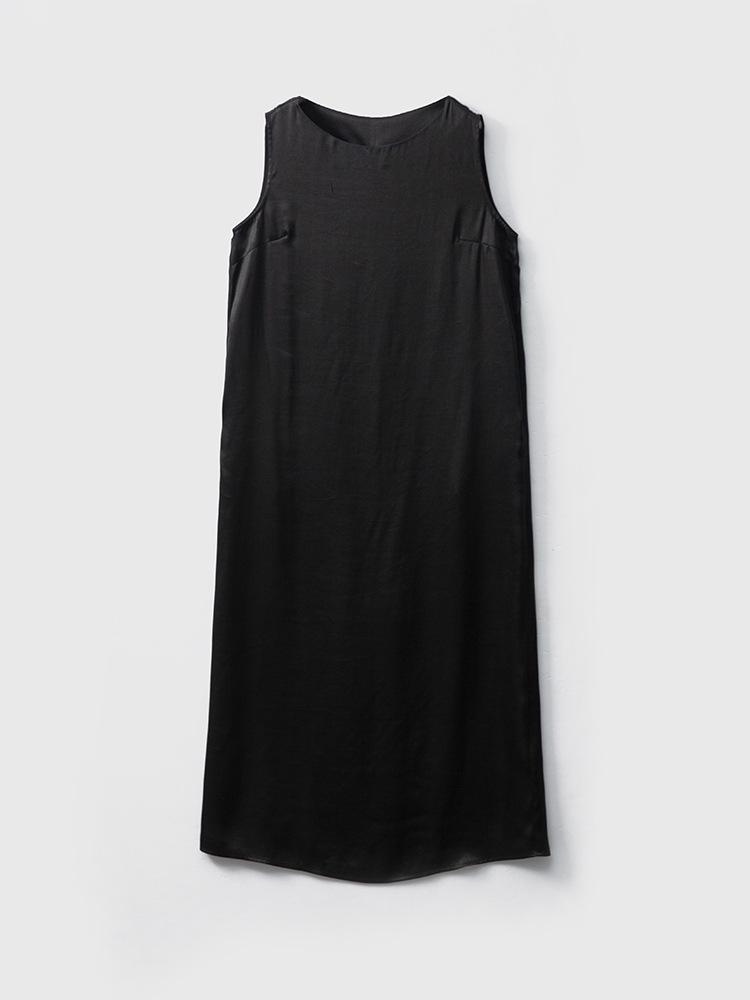 Women's Silk Xiangyun Yarn Sleeveless Back Slit Dress