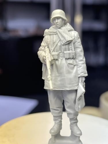 Alpine Miniatures 1/35 WWII German Waffen-SS Panzergrenadier with Grenade Launcher Rifle Resin Kit AM35325 (Person)