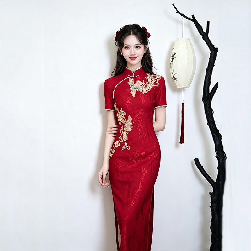 Red national style new Chinese Suzhou cheongsam improved young women's high-end bridal toasting clothes engagement door clothes