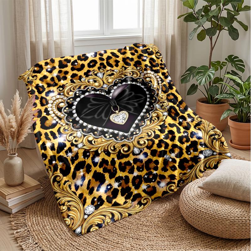 Leopard Heart Luxury 2 Theme Blanket Lightweight Warm Flannel Blanket Decorative Throw Blanket for Home Decoration