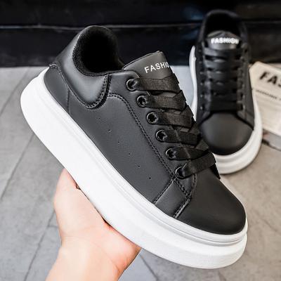 Black and White Shock-absorbing Sports Shoes Street Shooting Thick-soled Heightening Casual Board Shoes
