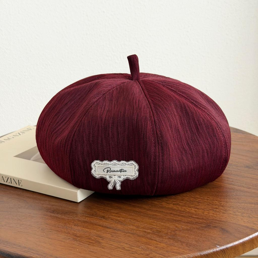 South Korean New Year's early autumn new sweet patch beret women's big head circumference showing face small painter hat