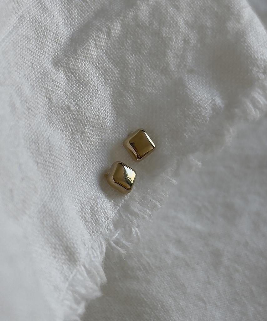 Faye 14K Cube Earrings