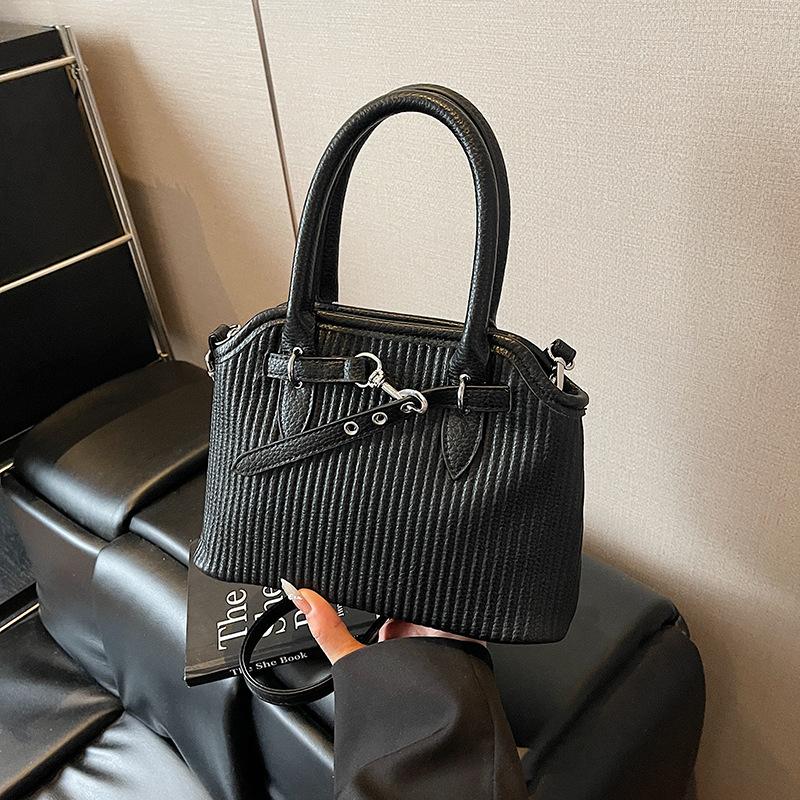 

Large-capacity handbag bag women s new fashionable and simple commuter shoulder bag versatile messenger bag