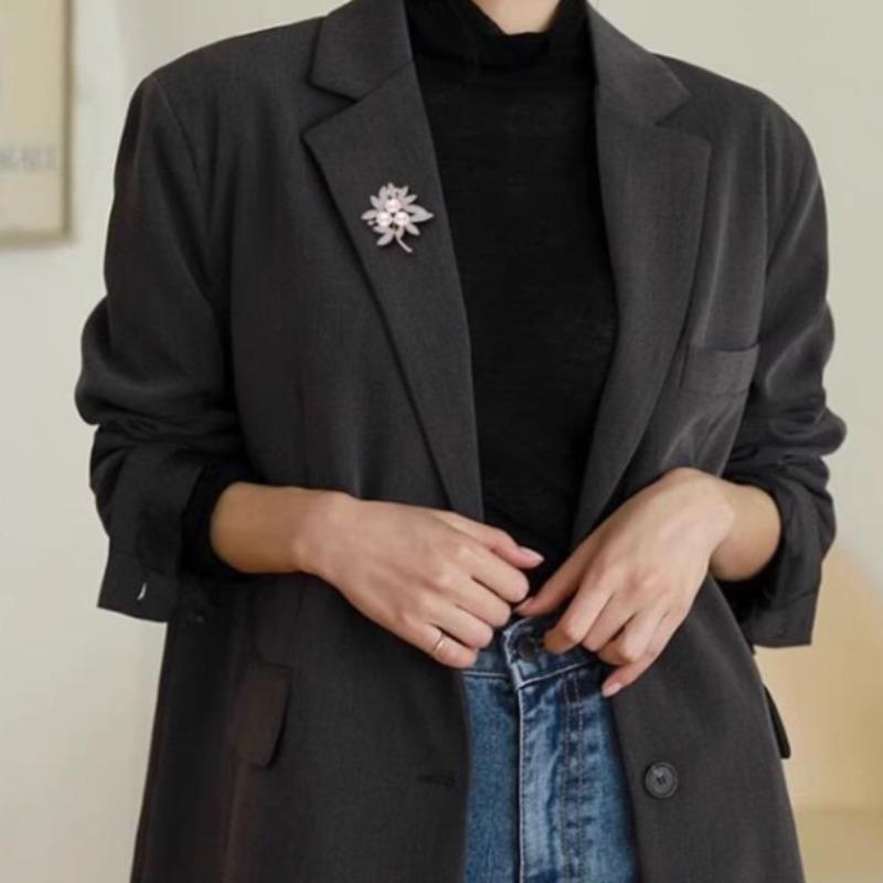 1Pc Simple Leaves Brooch for Women Men Chic Pearl Leaf Brooches Pins Jewelry Trendy Accessories Summer Holiday Gifts