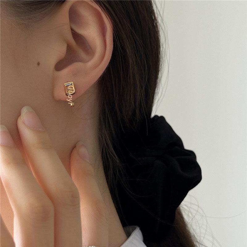 S925 Sterling Silver Geometric Zircon Earrings - Simple, Fashionable, Hypoallergenic Design for Women