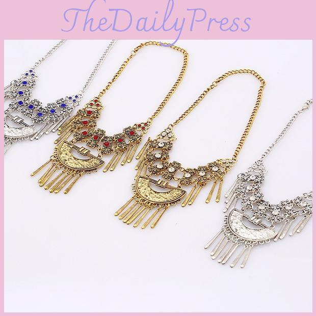 Carved Alloy Vintage Necklace With Embedded Rhinestones Decor Tassel Design