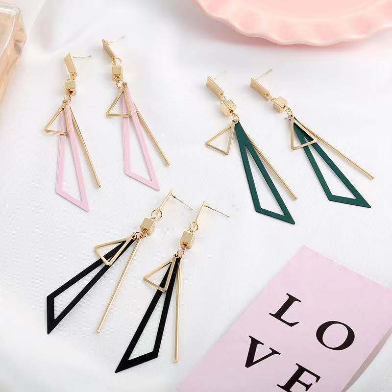 Boho Triangle Hang Earrings for Women Pink Green Hollow Geometric Statement Tassel Earrings Elegant Party Ear Jewelry