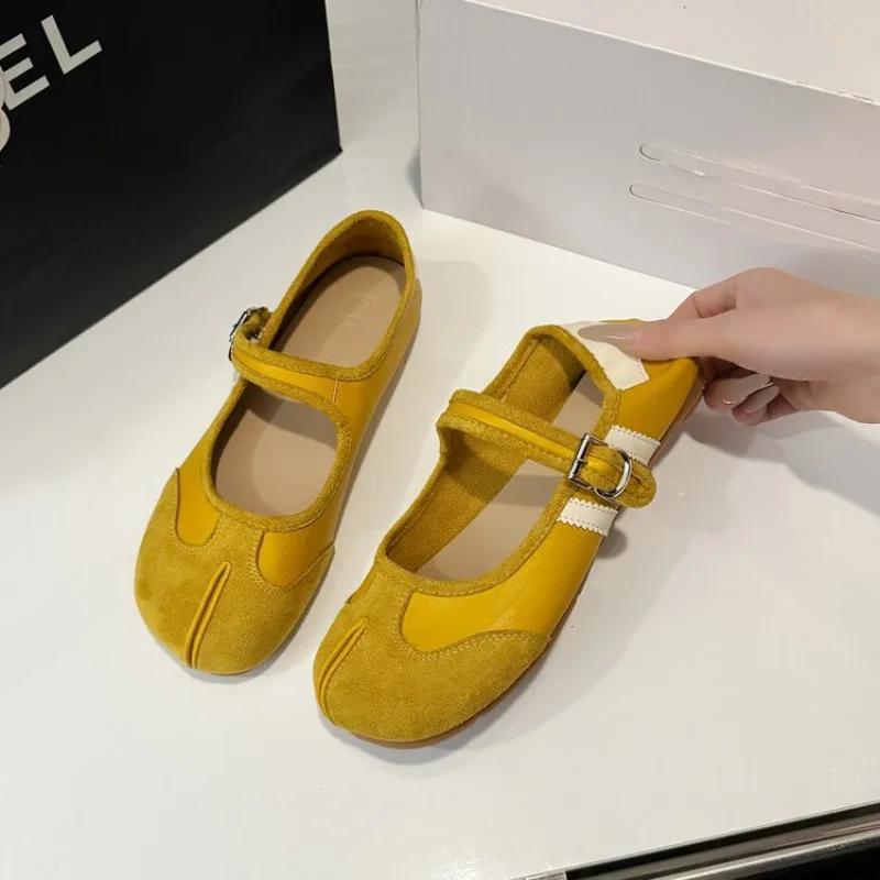 Women Marie Janes Shoes Flat Sandals Woman Sport Sneaker 2025 Trend Summer Loafers Casual Shoes Comfort Soft Leather Zapatillas