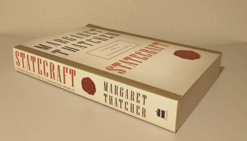 [USED] Foreign Books: STATECRAFT/MARGARET THATCHER