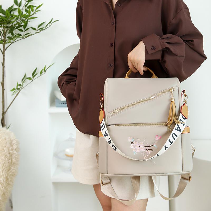 

Рюкзак для поездок на работу Простой и повседневный Одноплечевая дорожная сумка бежевый