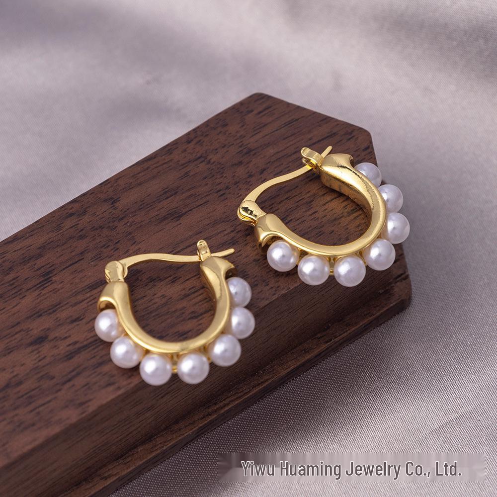 Elegante baumelnde Ohrringe mit französischen Perlen: Vergoldet, Vintage-Design in Silber 925